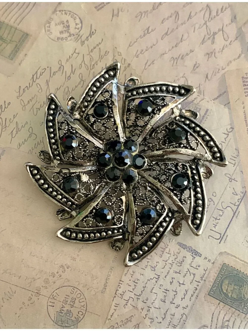 Vintage Sparkling Black Rhinestone Pin Brooch - Elegant Floral Swirl Design